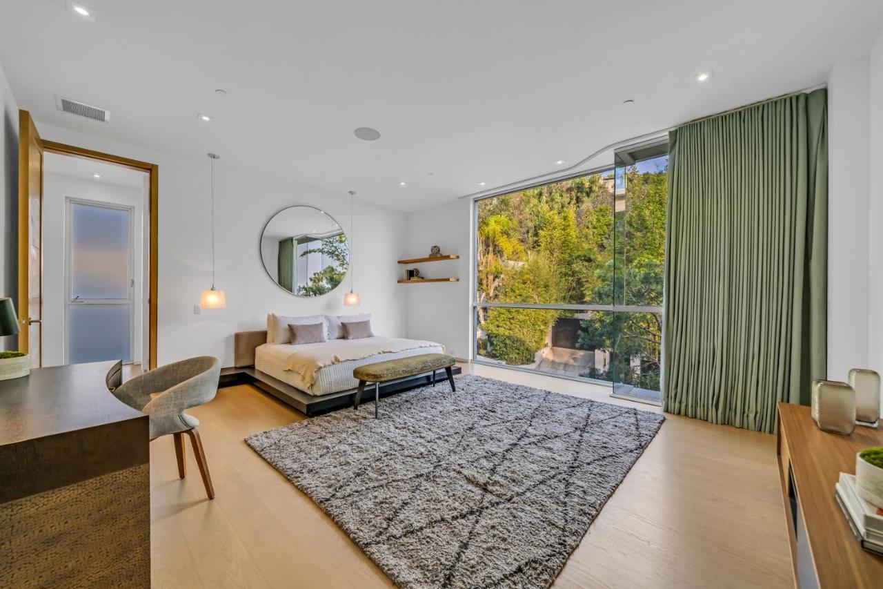 Ultra Modern Sunset Strip Mansion Villa *