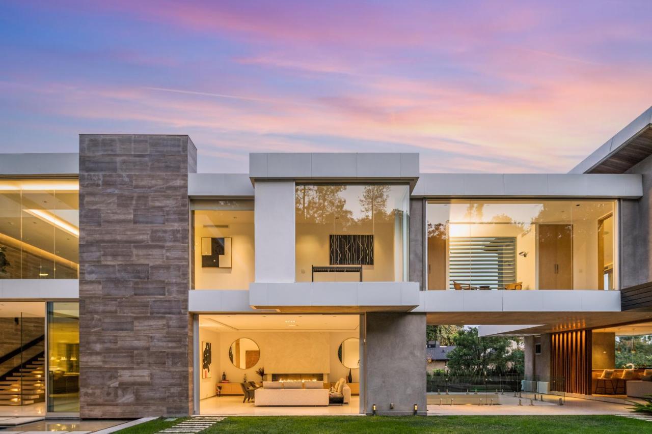 Ultra Modern Sunset Strip Mansion