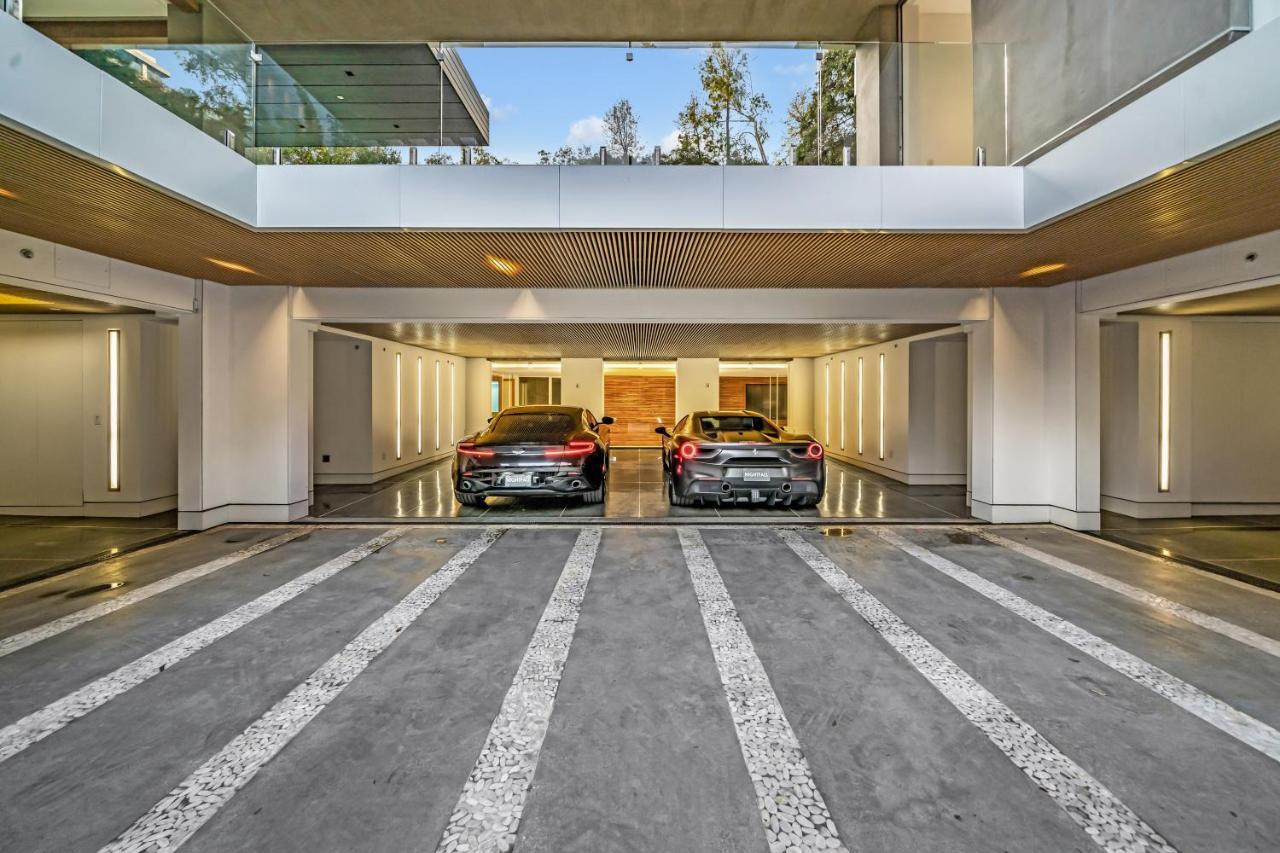 Ultra Modern Sunset Strip Mansion *
